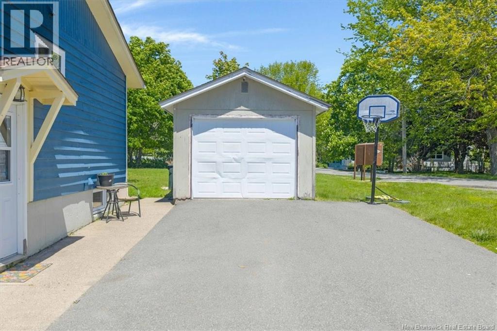 15 Roberts Lane - 9