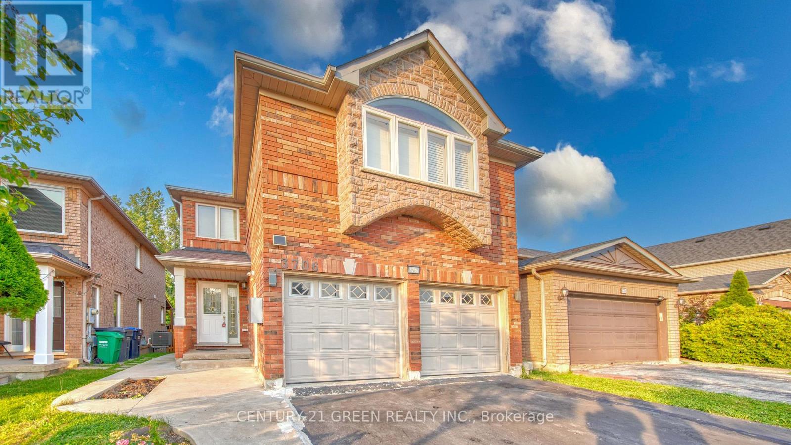 3706 FOREST BLUFF CRESCENT - 3