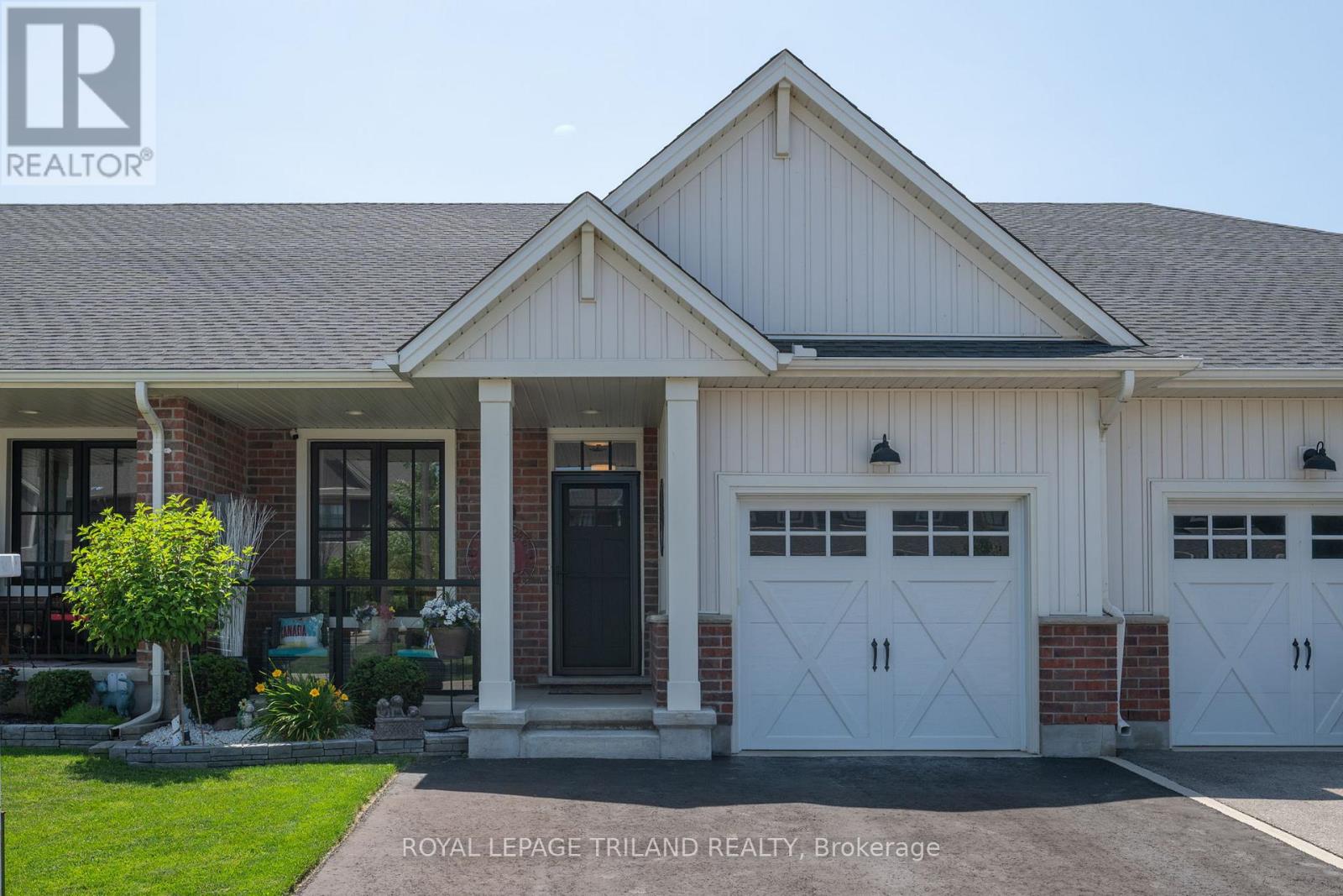 32 CHARTER CREEK COURT - 3