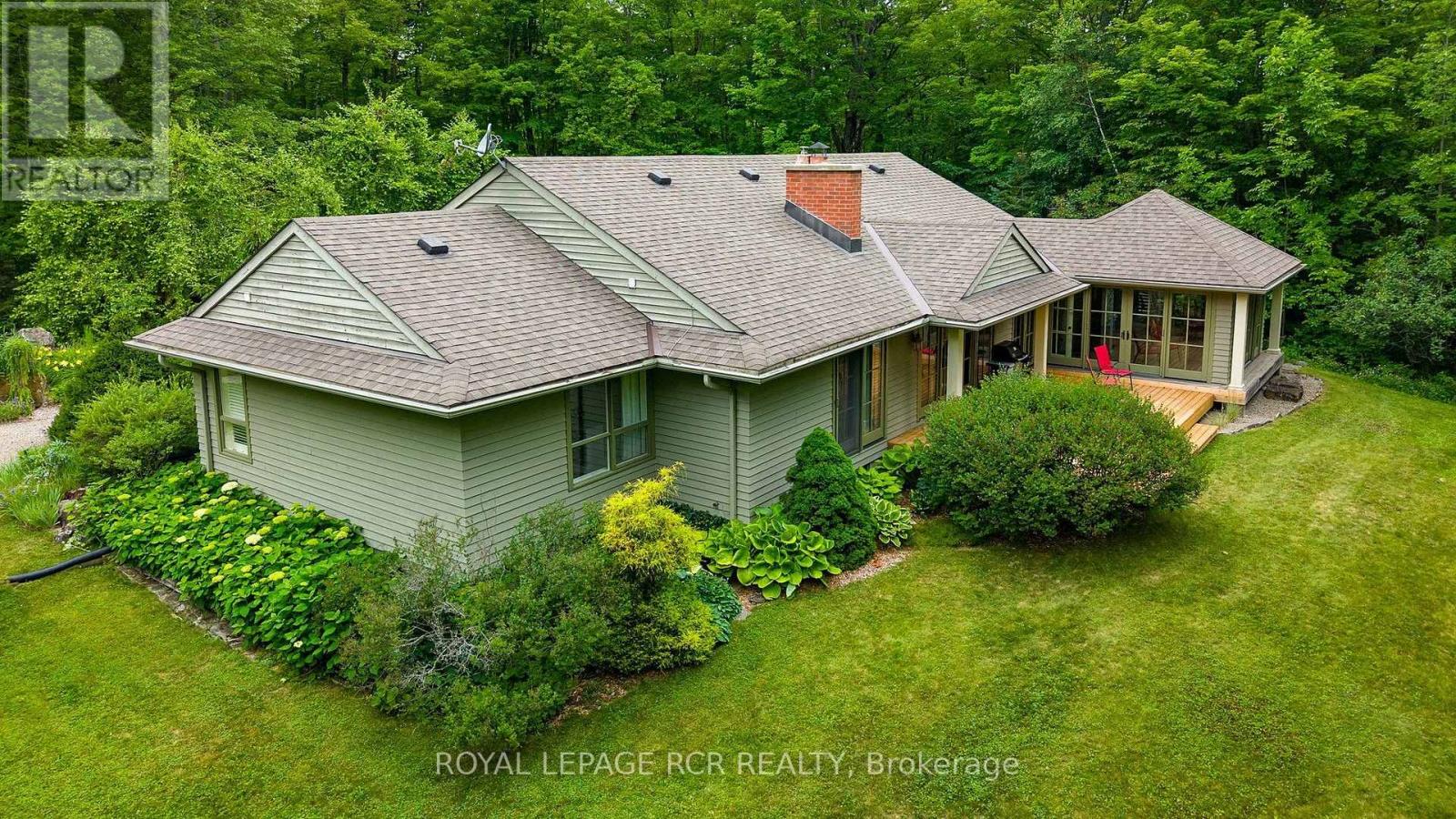 626280 15TH SIDE ROAD - 38