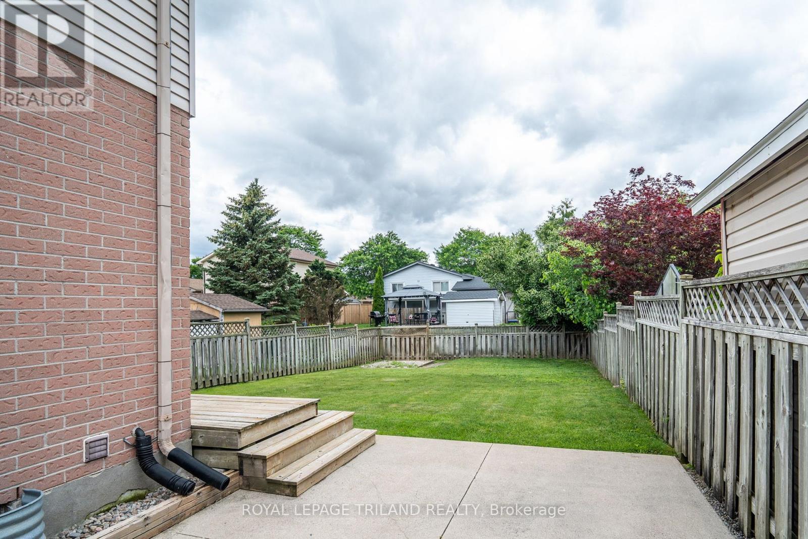 83 BONAVENTURE DRIVE - 3
