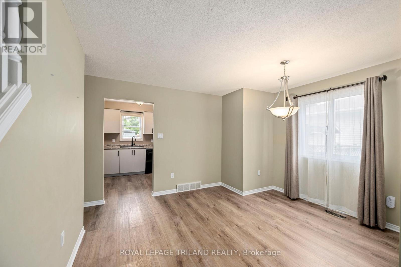83 BONAVENTURE DRIVE - 2