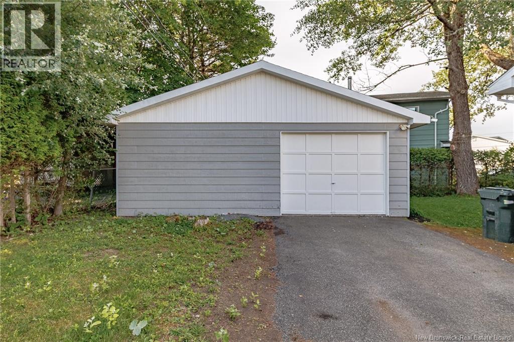 19 Woodward Avenue - Image 31