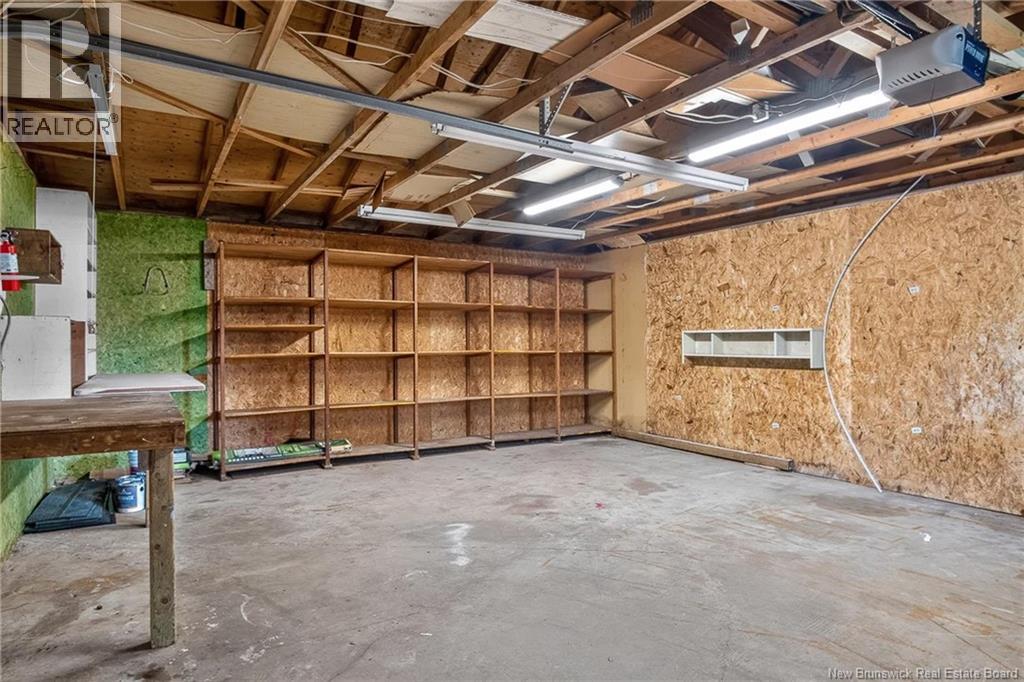 19 Woodward Avenue - Image 32