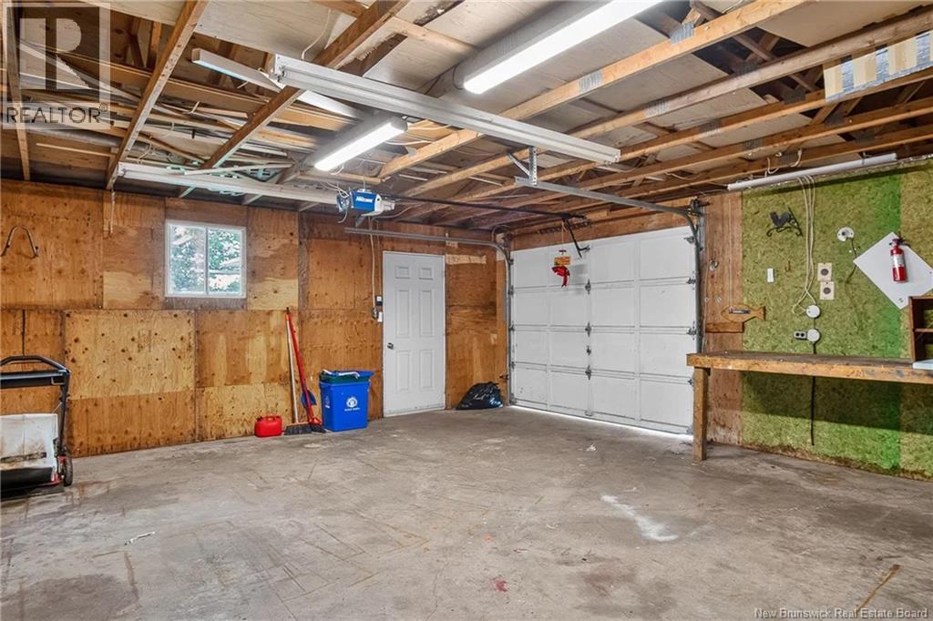 19 Woodward Avenue - Image 33