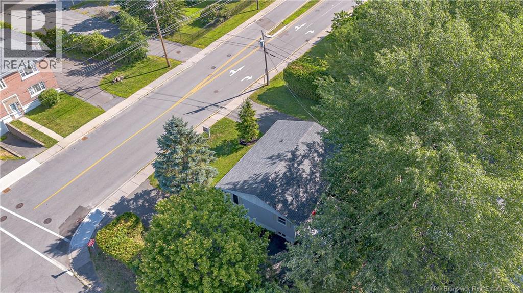 19 Woodward Avenue - Image 40