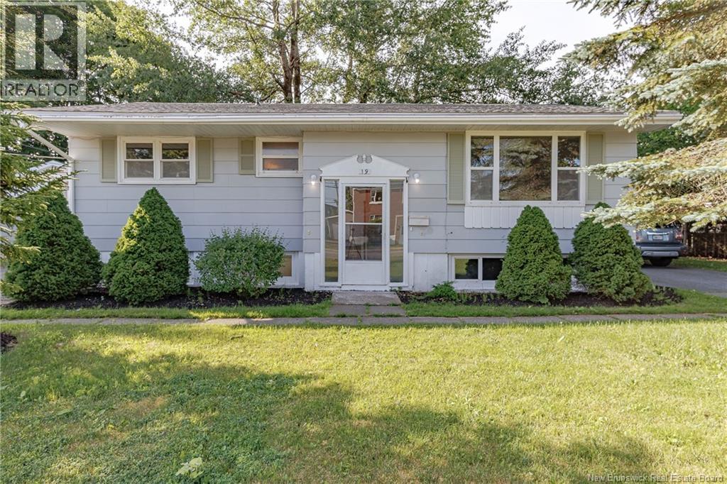 19 Woodward Avenue - Image 6