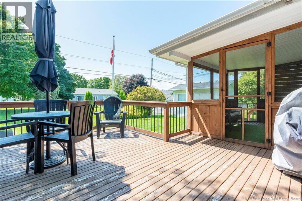 157 Smith Avenue - Image 36