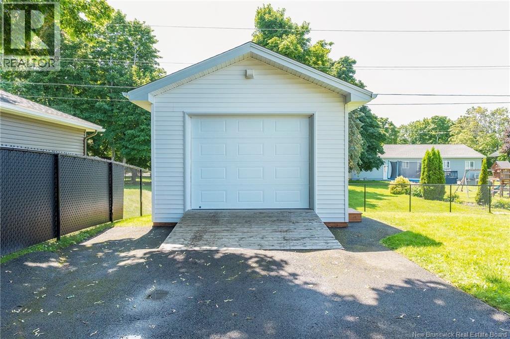 157 Smith Avenue - Image 41
