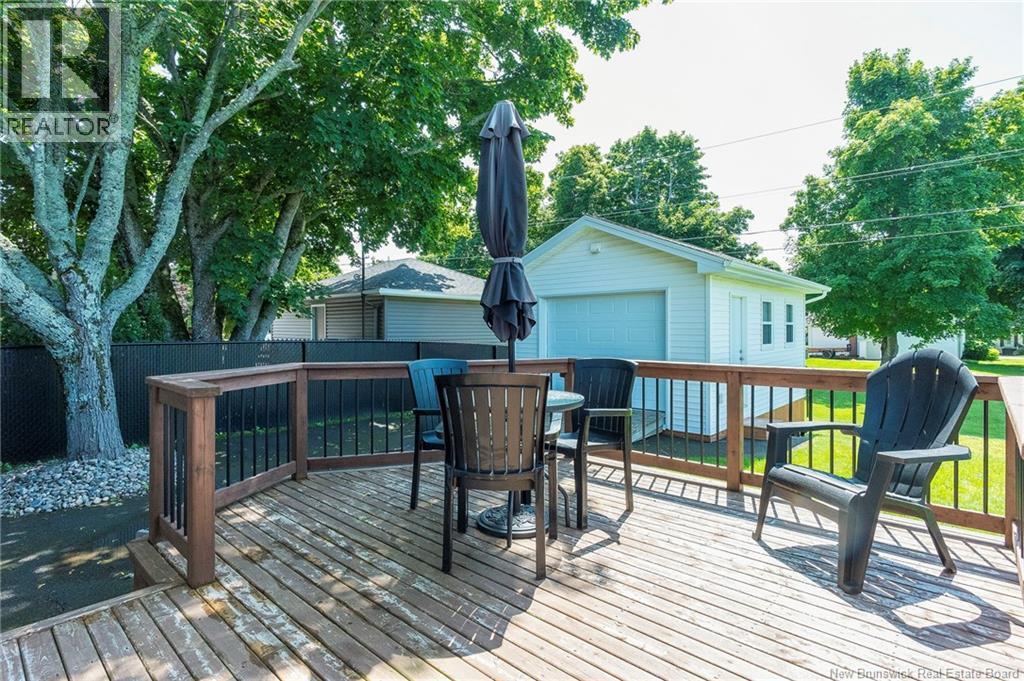 157 Smith Avenue - Image 40