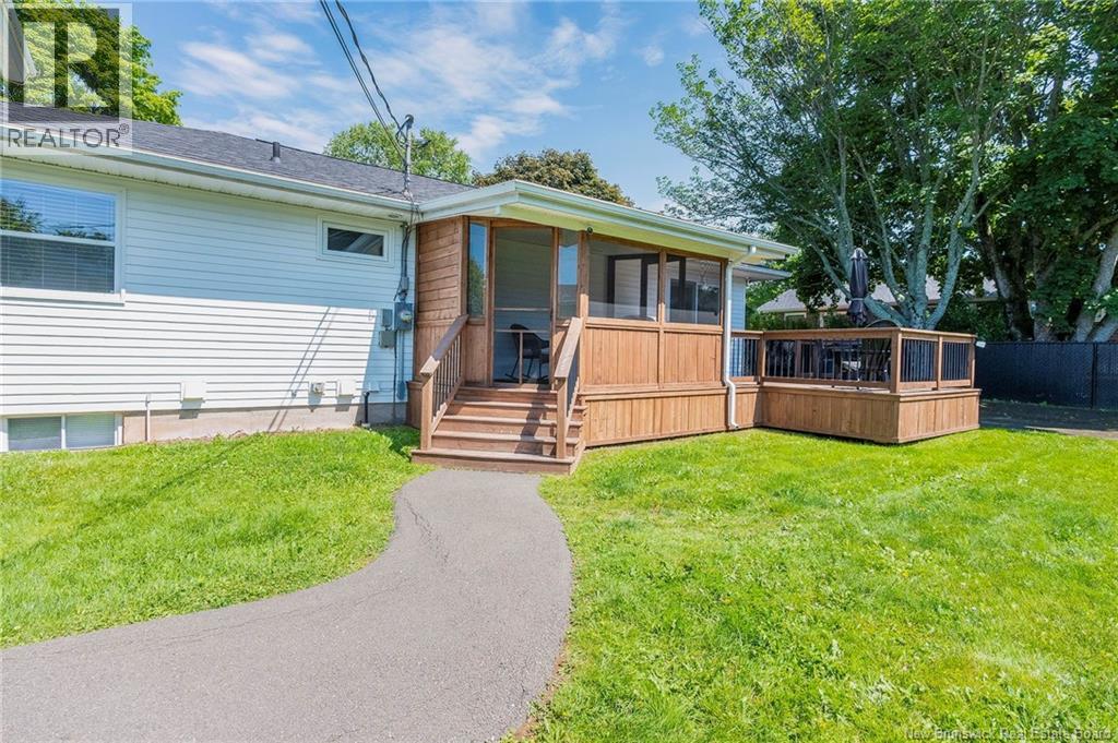 157 Smith Avenue - Image 45