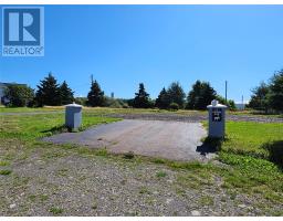 3 Greenwood Avenue thumbnail 2