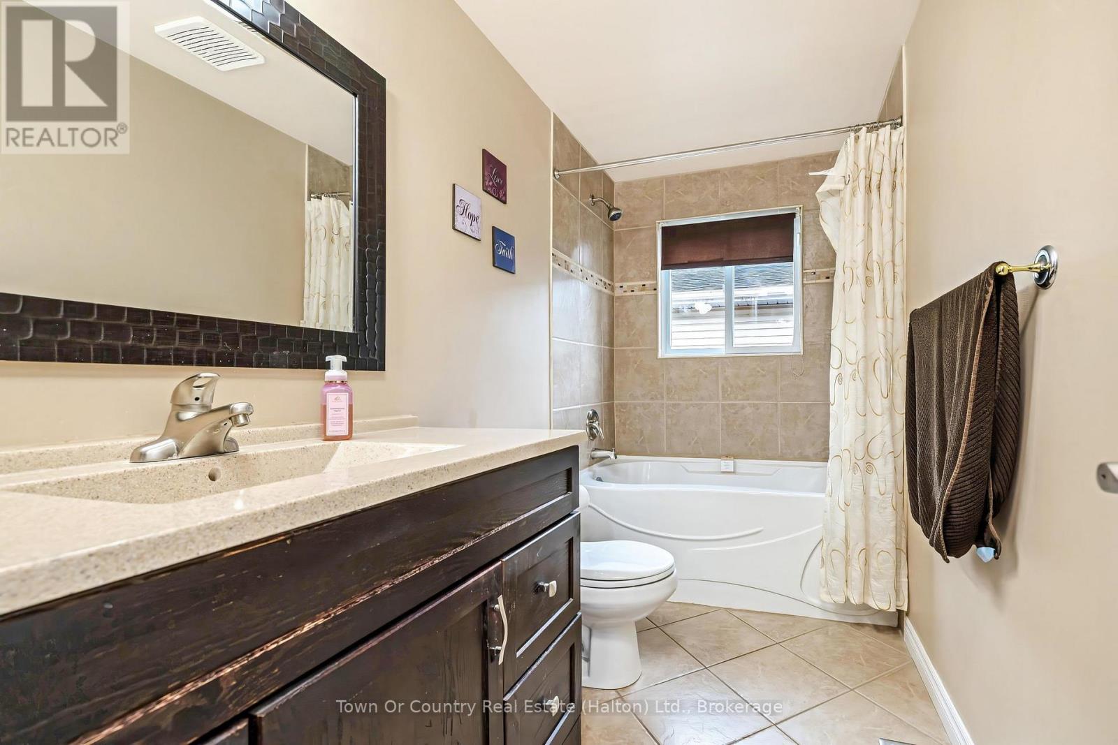 14 ROSEMARY ROAD - 22
