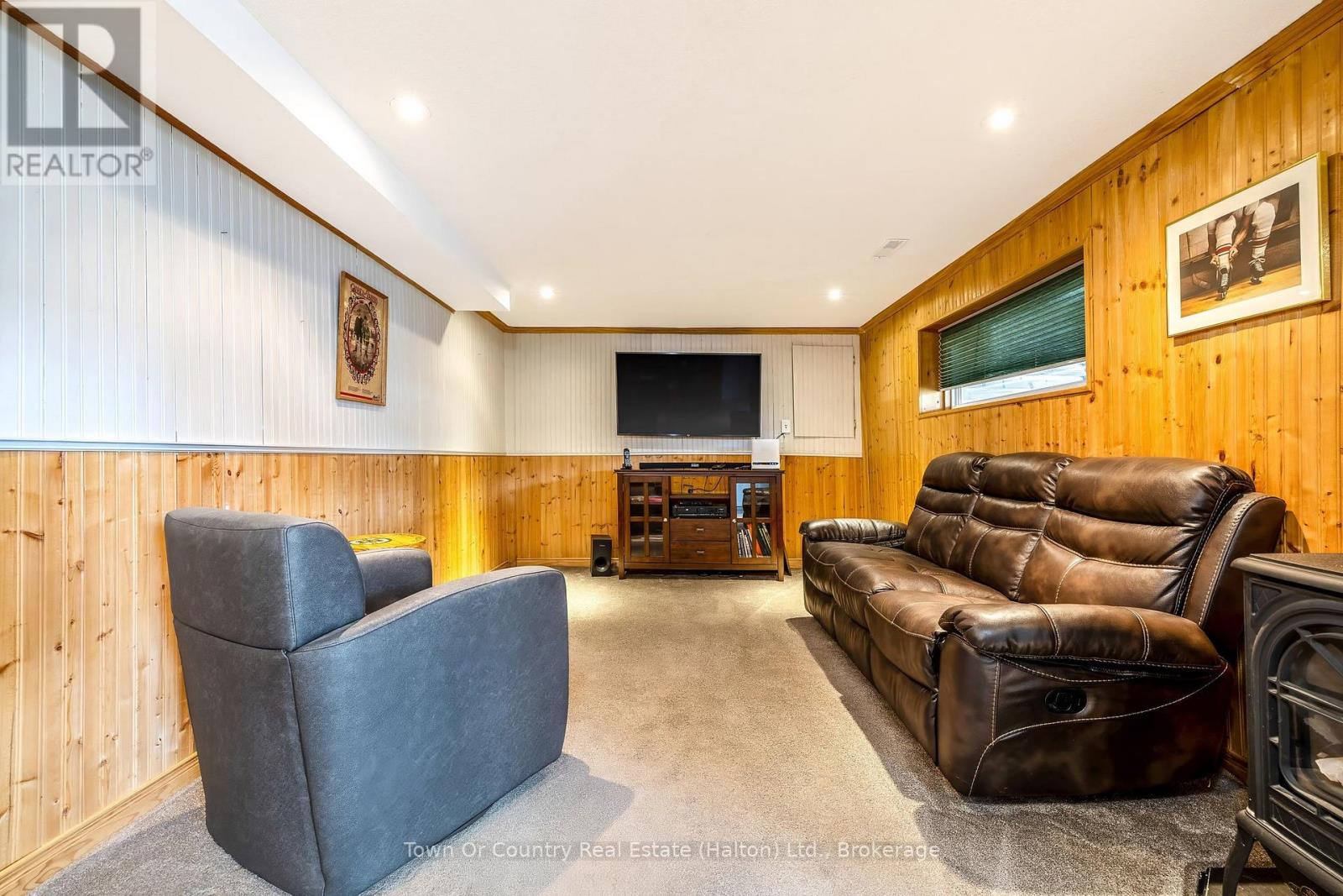 14 ROSEMARY ROAD - 24