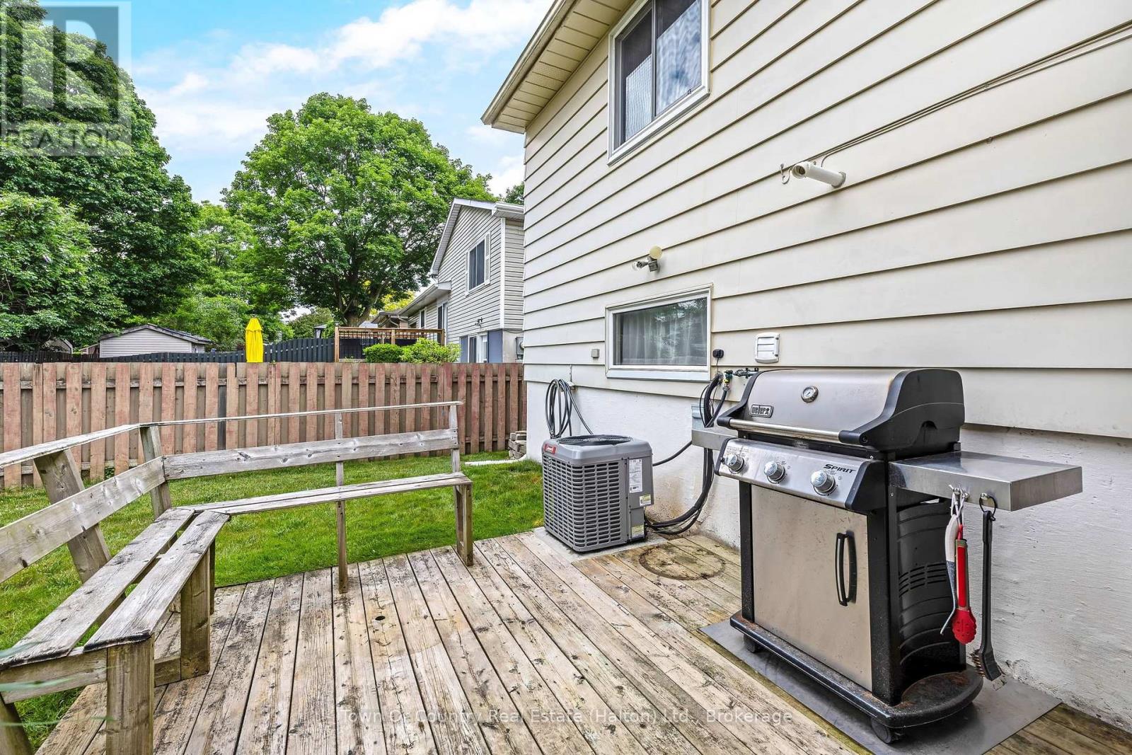 14 ROSEMARY ROAD - 31