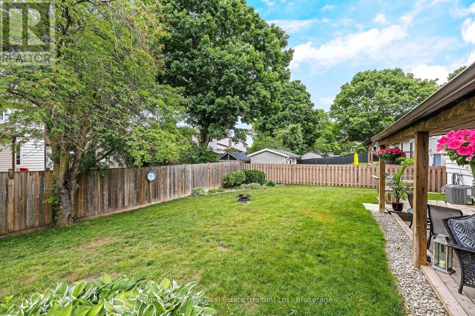 14 ROSEMARY ROAD - 33