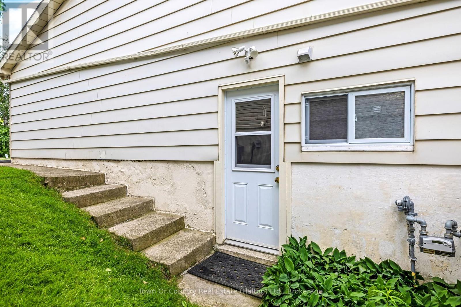 14 ROSEMARY ROAD - 35