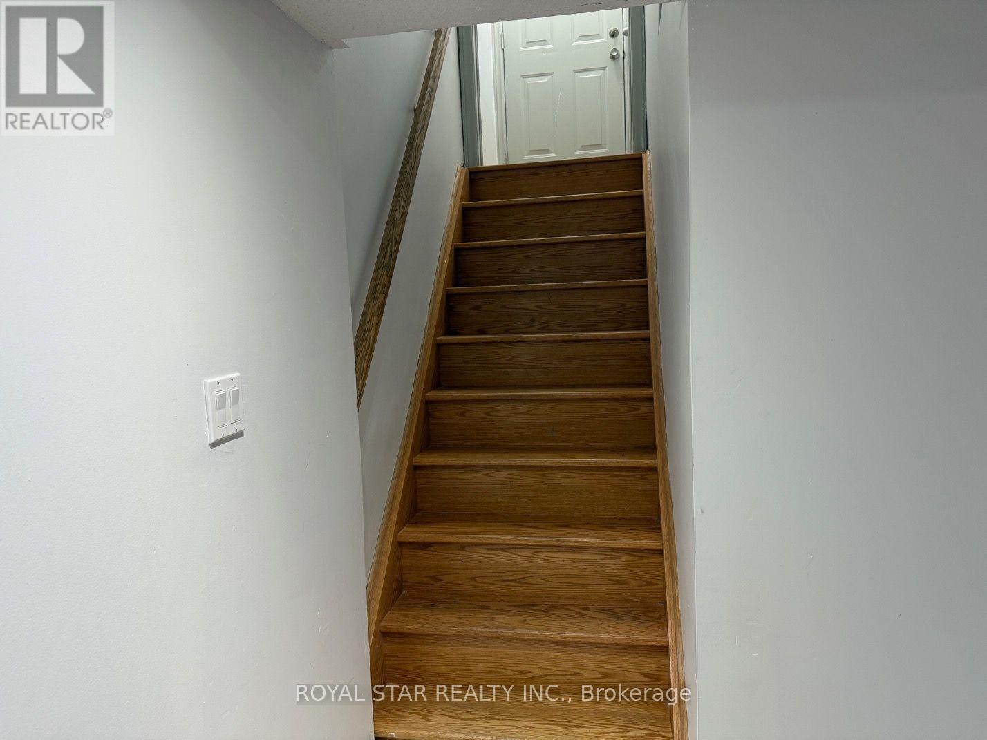 50 DEWRIDGE COURT - 22