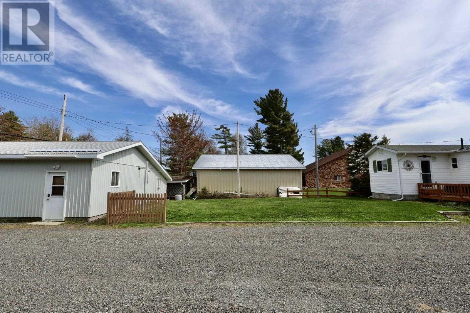 1760 Pineshores RD - 39