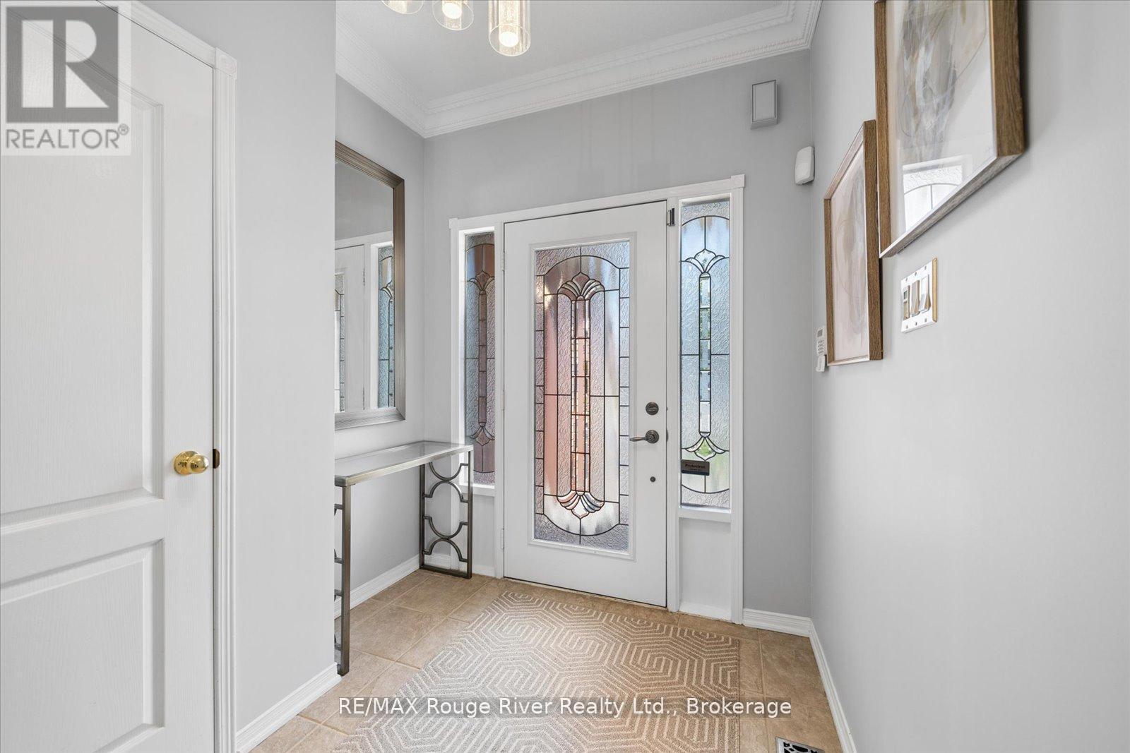 8 BRIGGS CRESCENT - 4