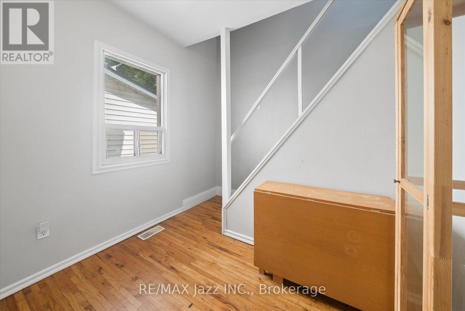 171 ELLIOTT AVENUE - 21