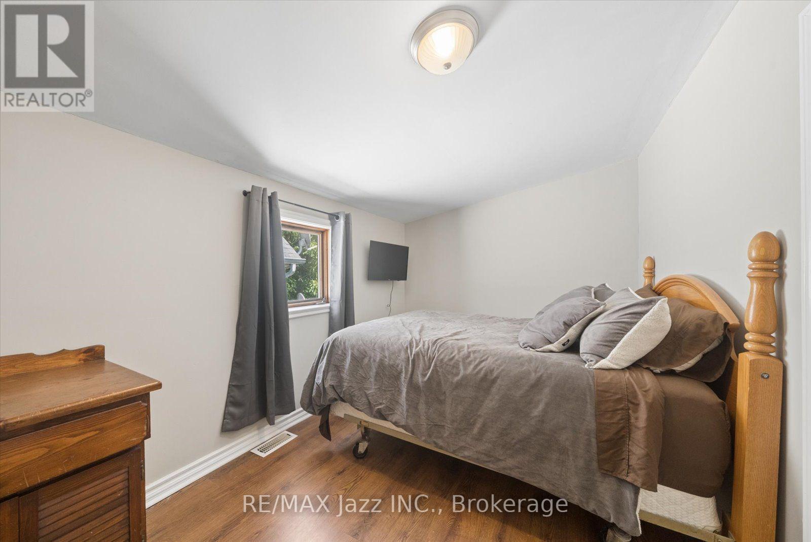 171 ELLIOTT AVENUE - 22