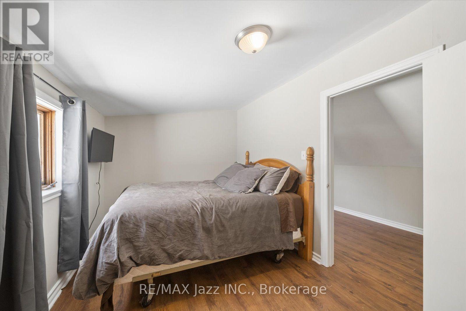 171 ELLIOTT AVENUE - 23