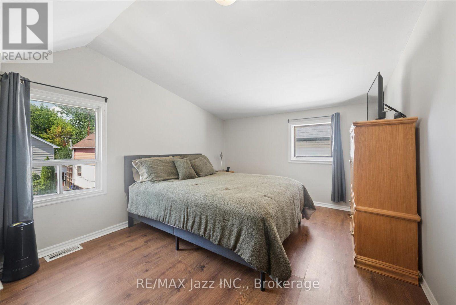 171 ELLIOTT AVENUE - 25