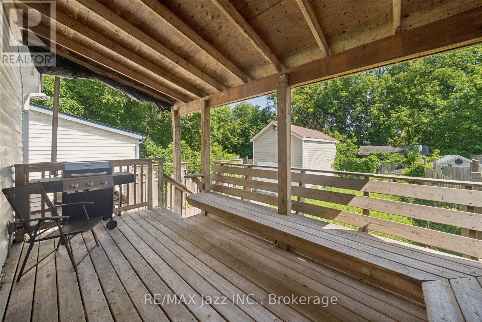 171 ELLIOTT AVENUE - 31