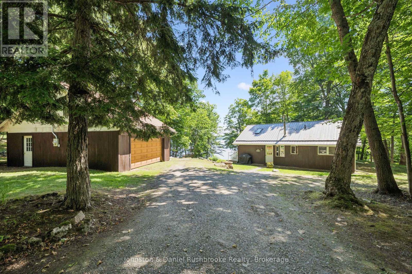#8 1155 STEPHEN ROAD - 3