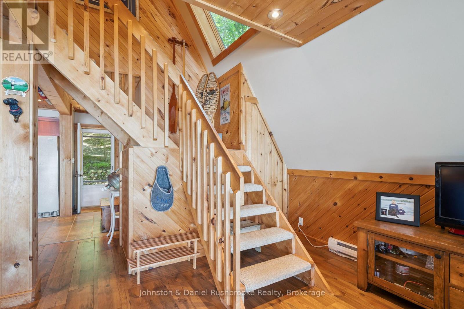 #8 1155 STEPHEN ROAD - 30