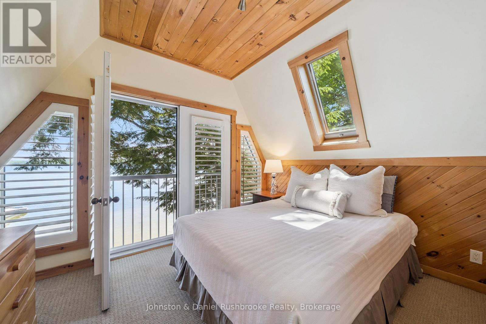 #8 1155 STEPHEN ROAD - 33