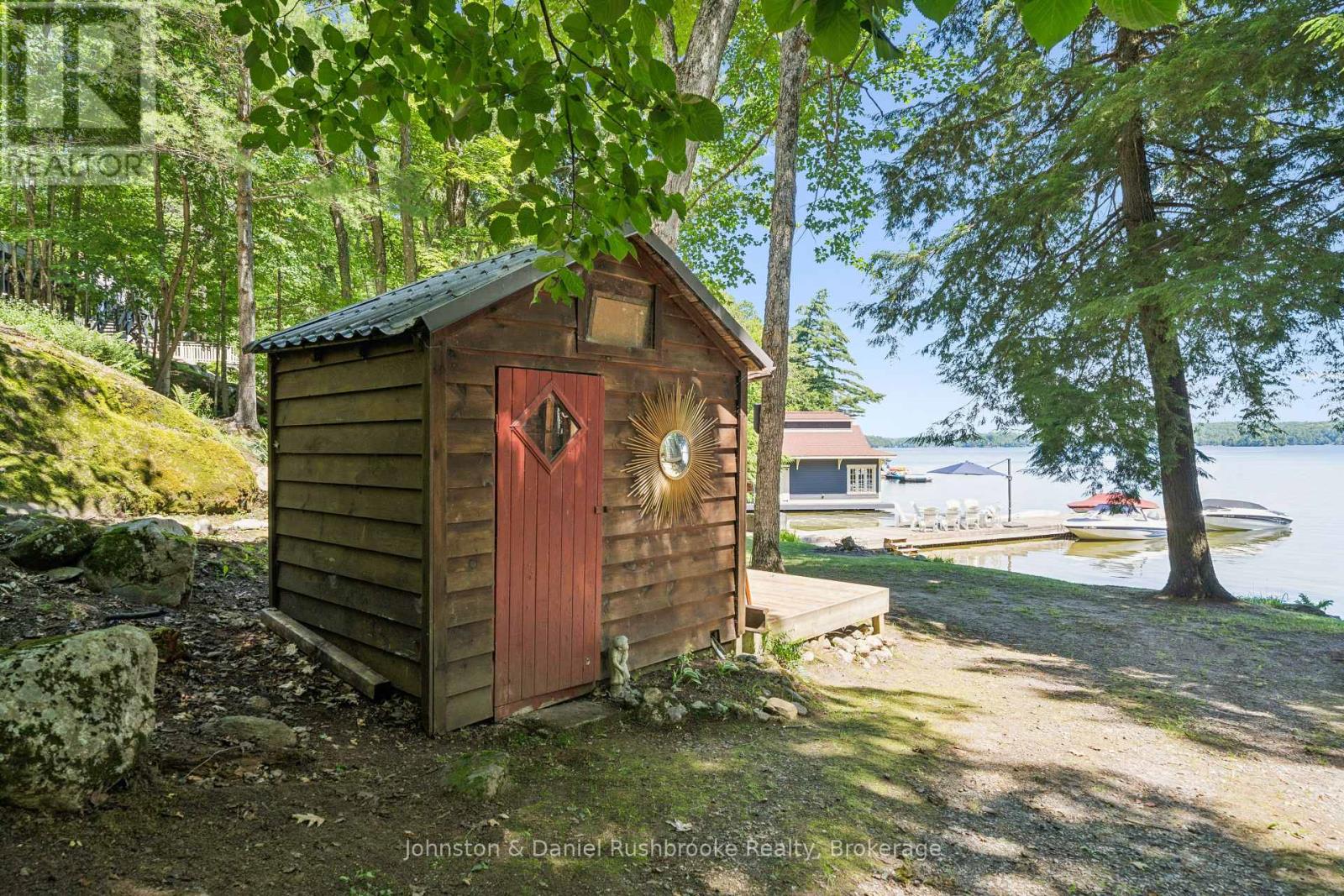 #8 1155 STEPHEN ROAD - 34