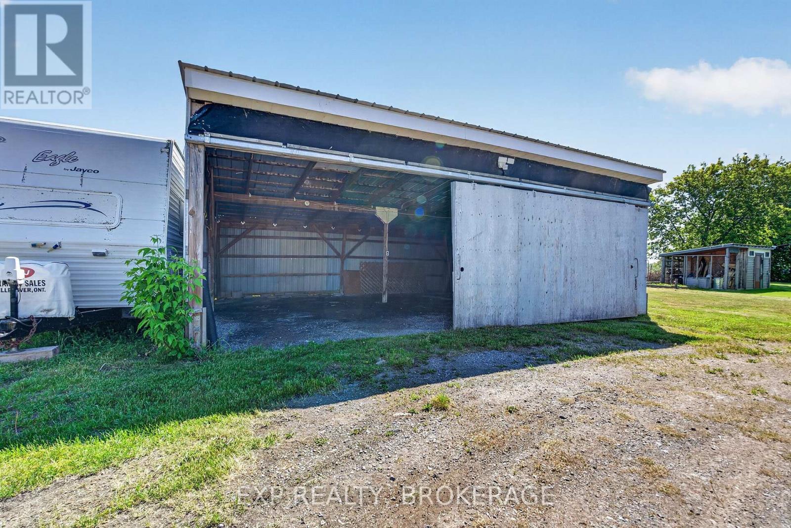 2214 HIGHWAY 96 - Image 47