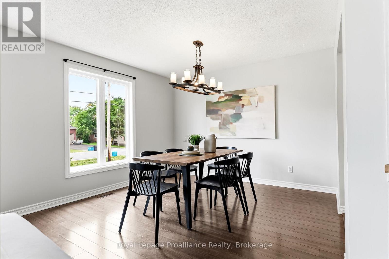 158 ONTARIO STREET - 19
