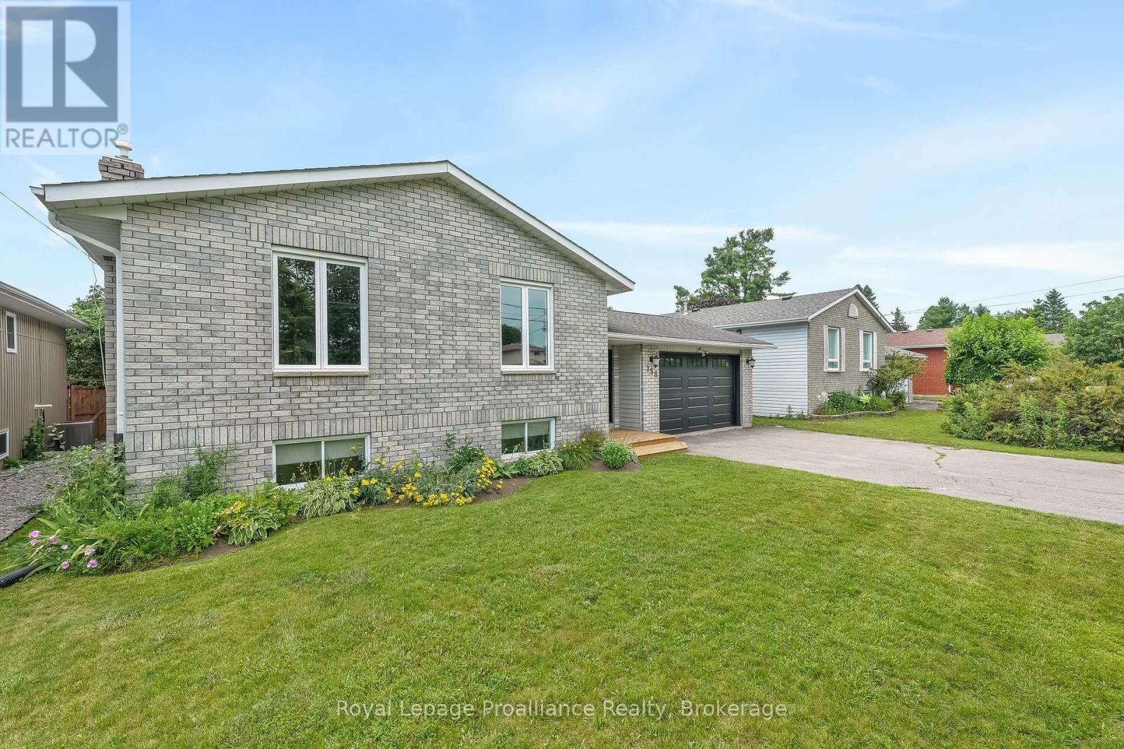 158 ONTARIO STREET - 2