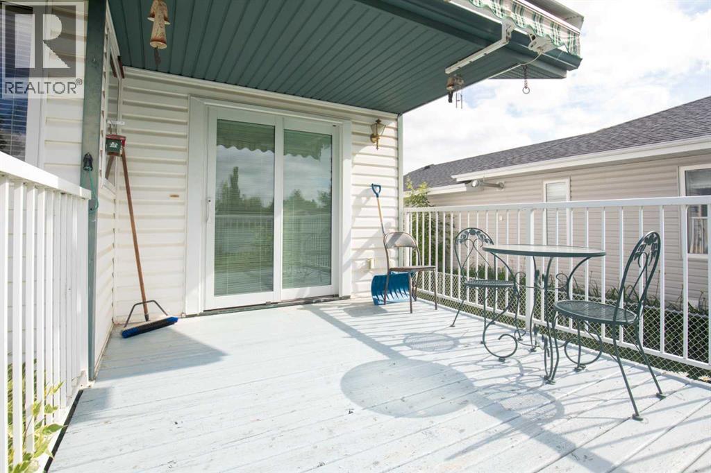 4715 55 Avenue - 25