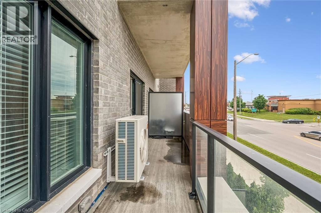 #203 408 DUNDAS Street S - 25