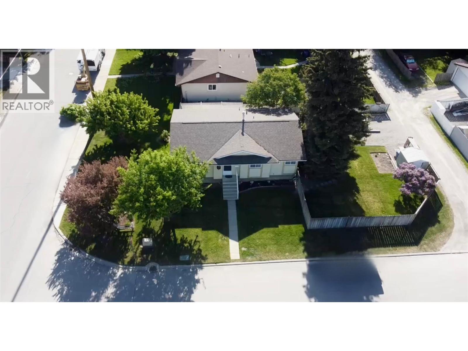 2501 3rd Street S - 2