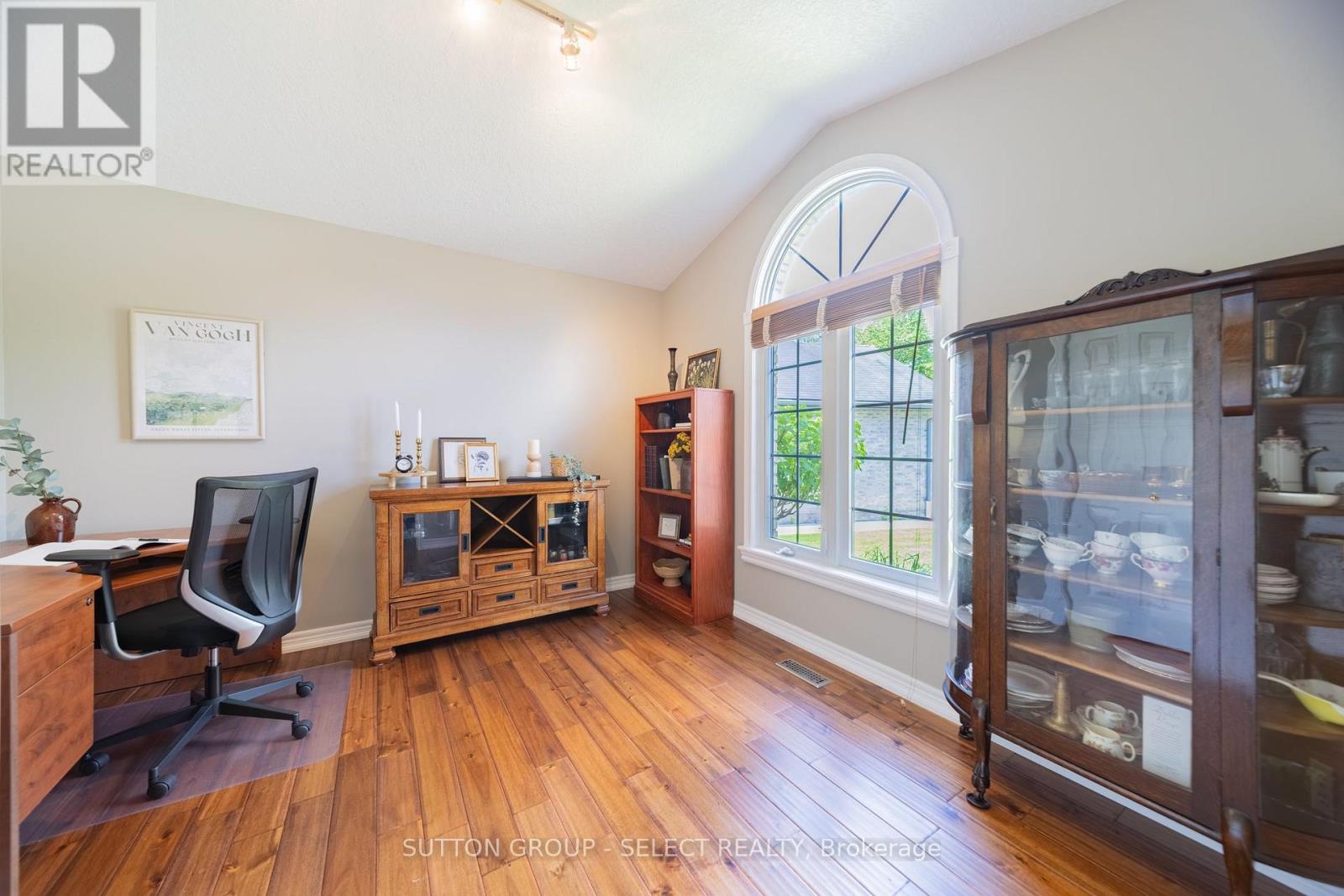 581 INVERNESS AVENUE - Image 31