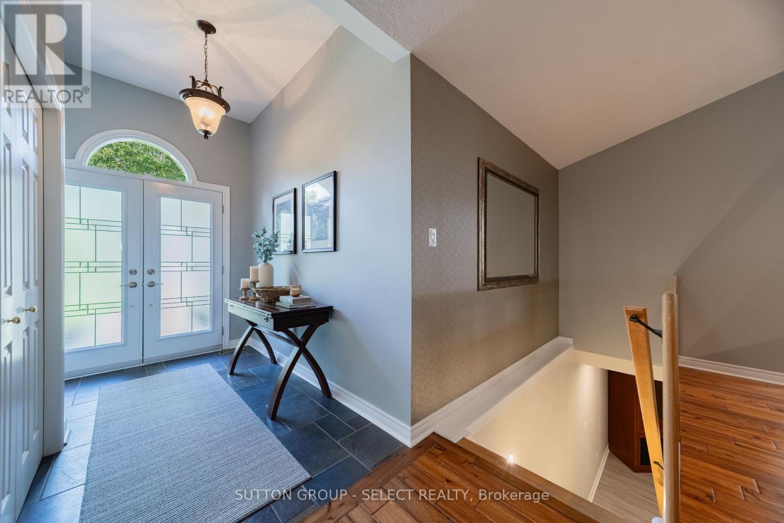 581 INVERNESS AVENUE - Image 9
