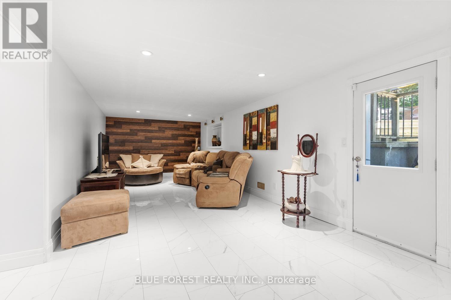 535 GORDON AVENUE - 29