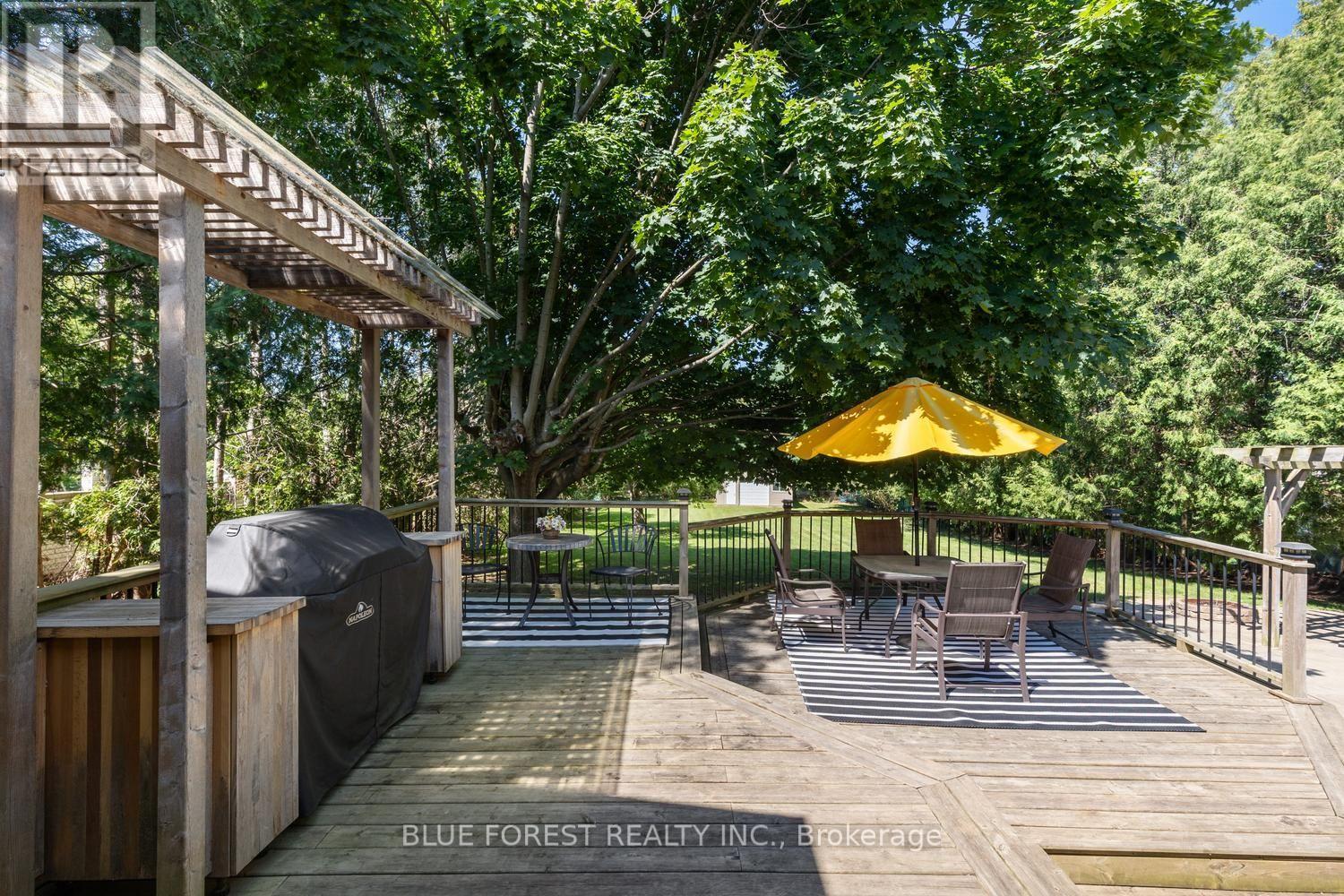 535 GORDON AVENUE - 33