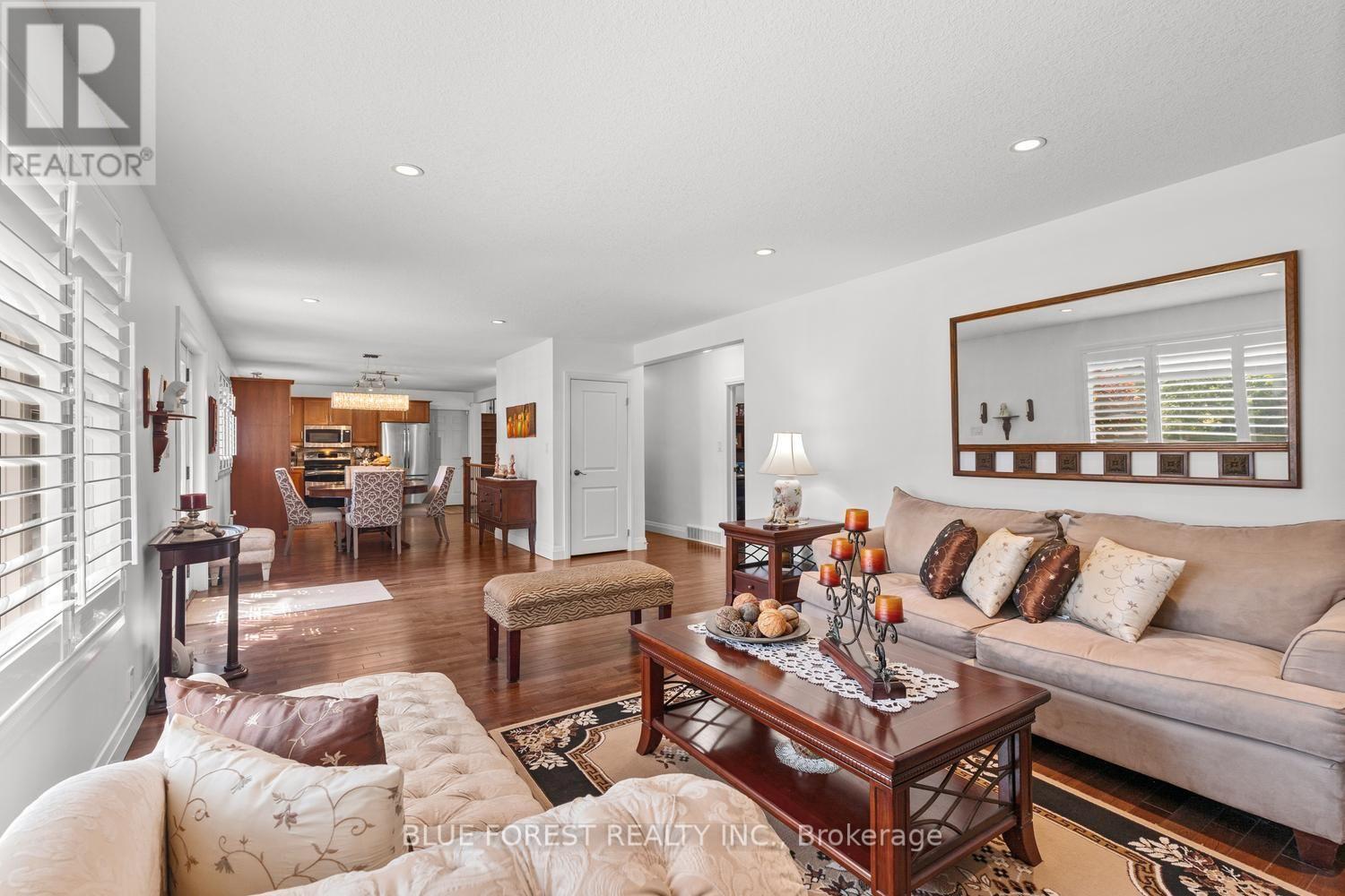 535 GORDON AVENUE - 6