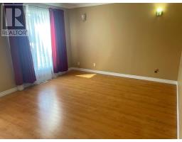 19 Lears Road thumbnail 6