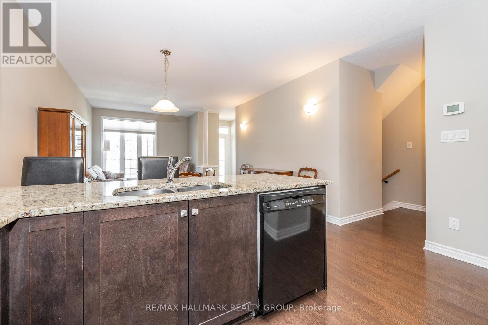 226 KINGHAVEN CRESCENT, Ottawa. Luxury613. By Peter Sagos - Image 7
