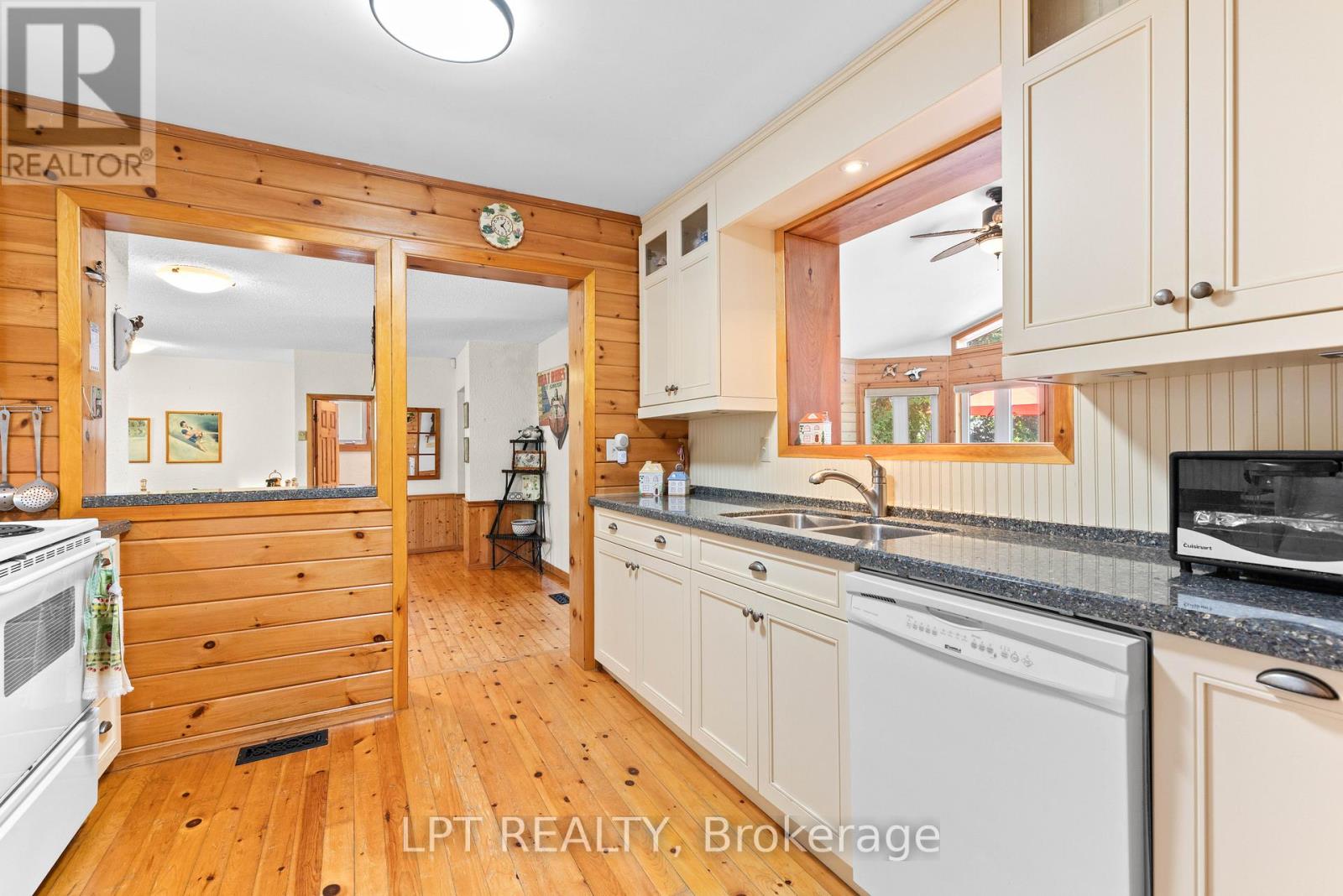 25300 MAPLE BEACH ROAD - Image 21