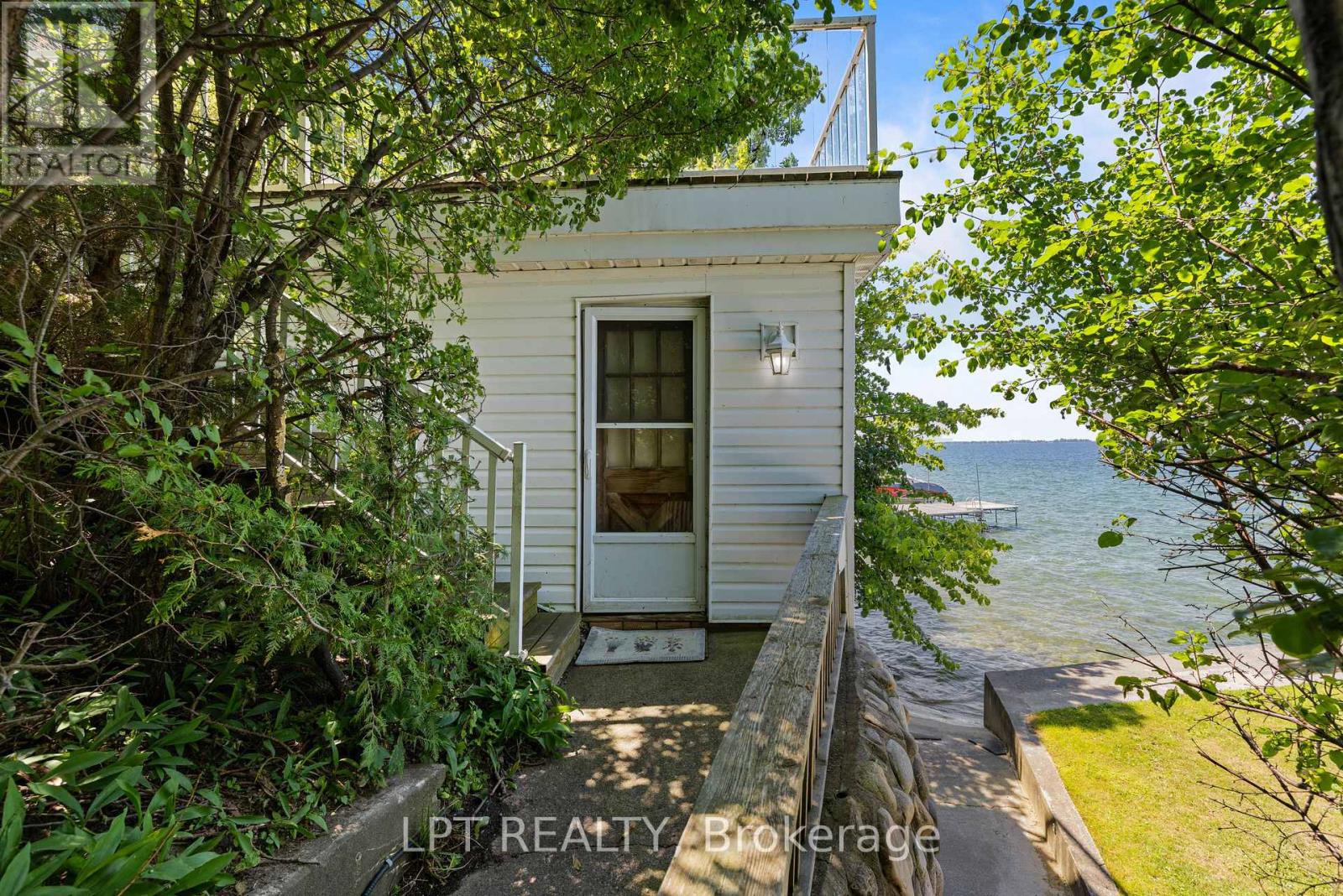 25300 MAPLE BEACH ROAD - Image 39