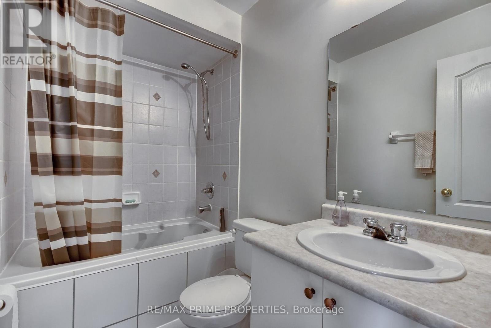 39 LAURENDALE AVENUE - 18