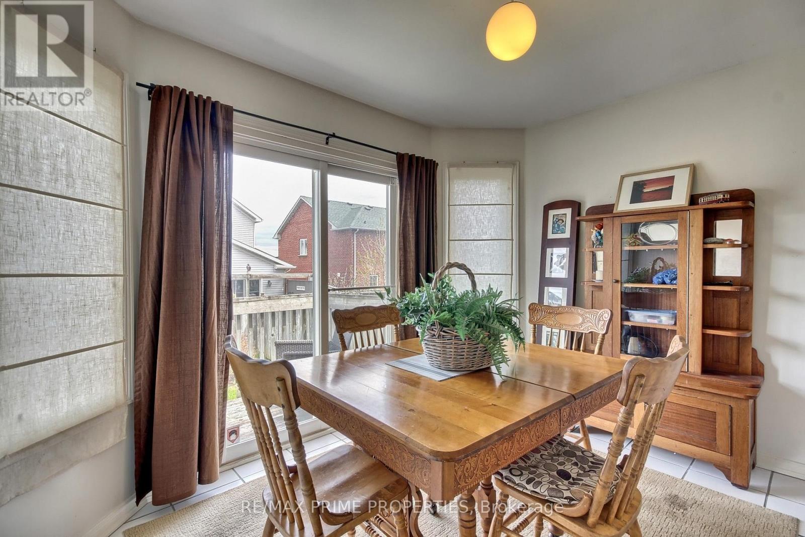 39 LAURENDALE AVENUE - 7